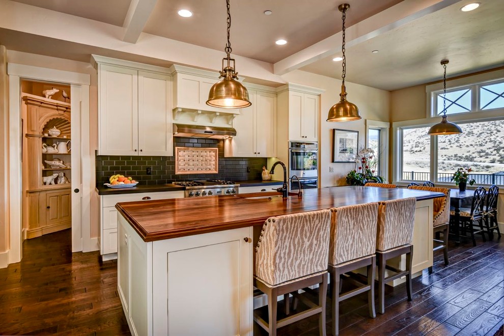 This is an example of a transitional kitchen in Boise.
