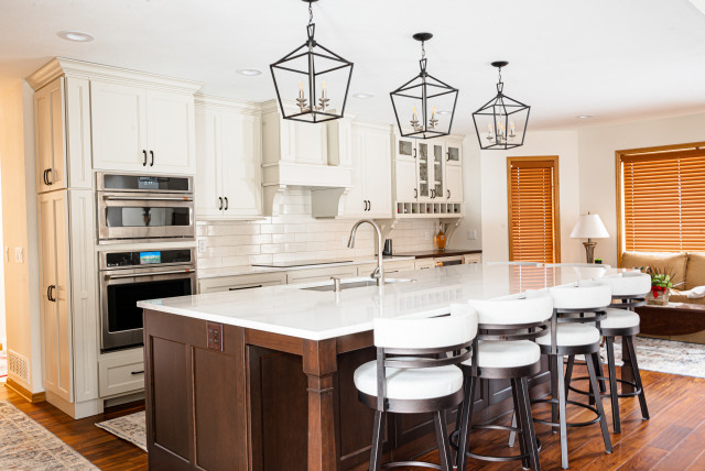 Beige Painted Transitional nyklassisk-koek
