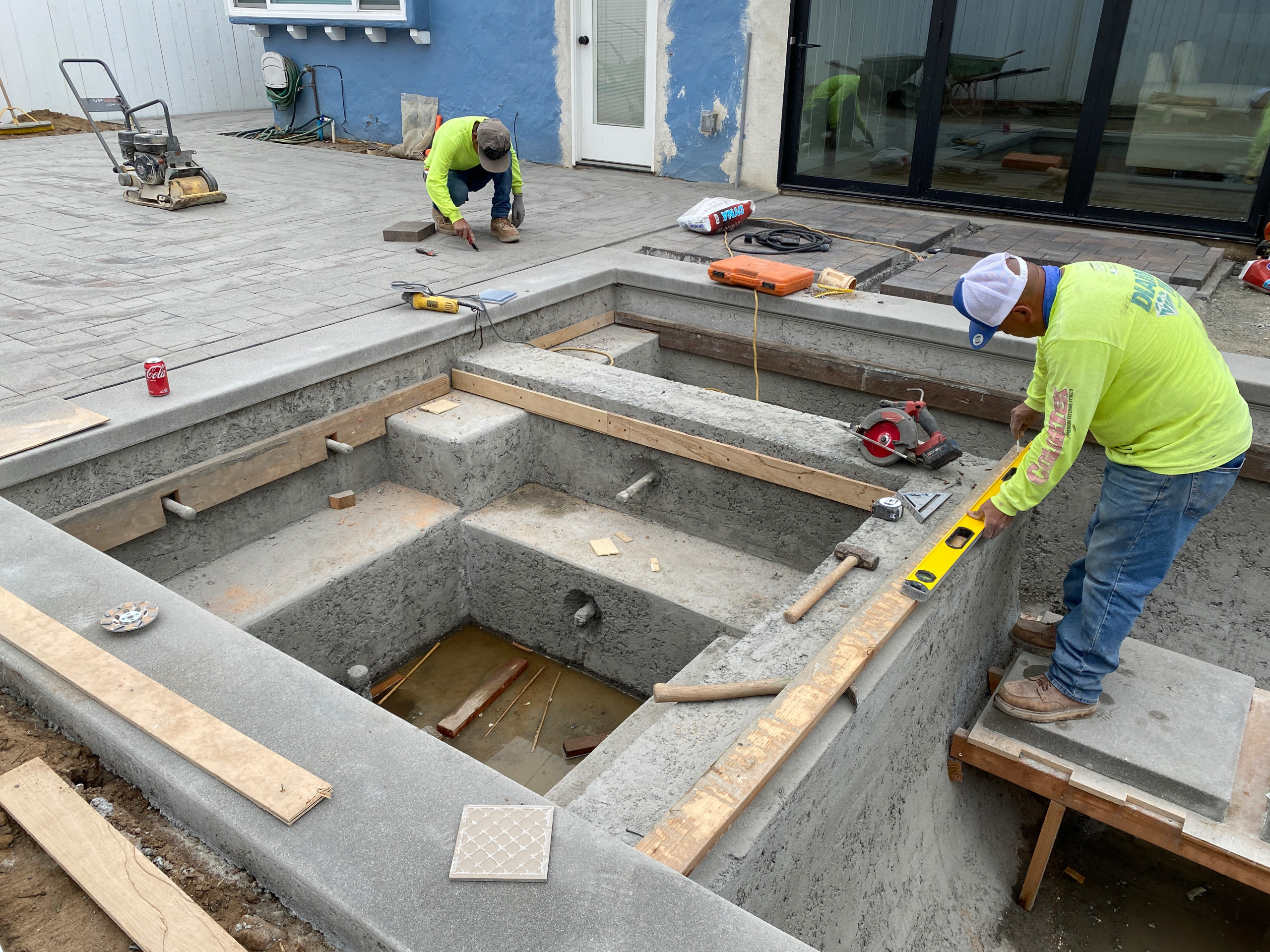 Building a New Pool in La Jolla Shores