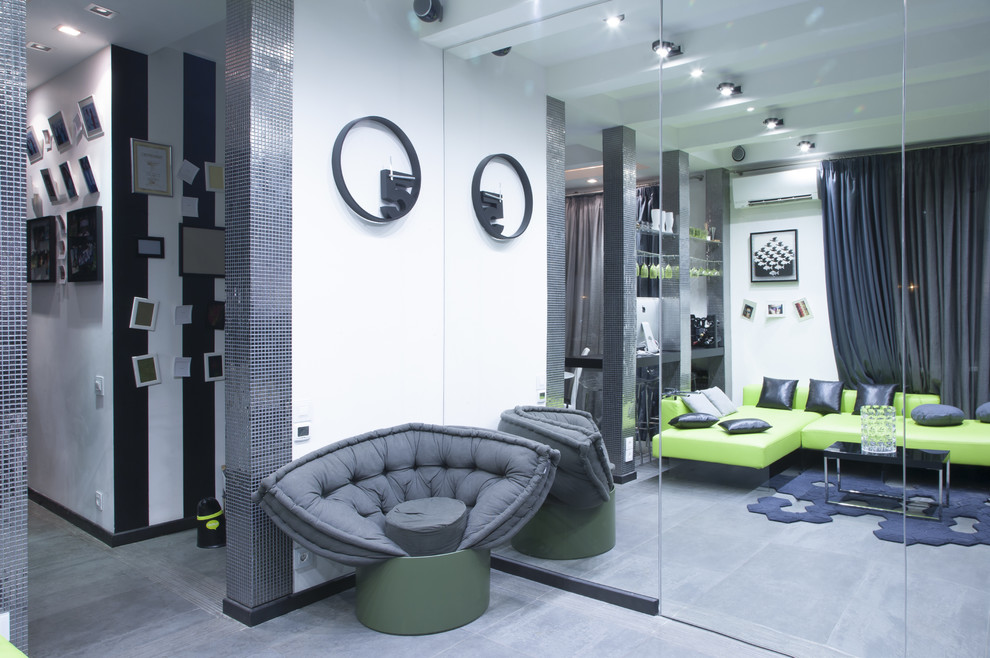 КВАРТИРА-СТУДИЯ 61,17 M2, В СТИЛЕ ПОП-АРТ НА САВВИНСКОЙ НАБ.