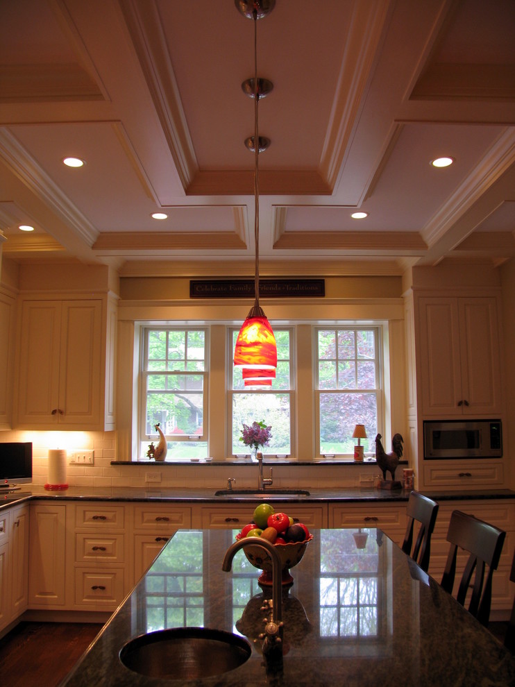 Bradlee Ave, Swampscott, MA Traditional Kitchen Boston by Michael McCloskey Design Group