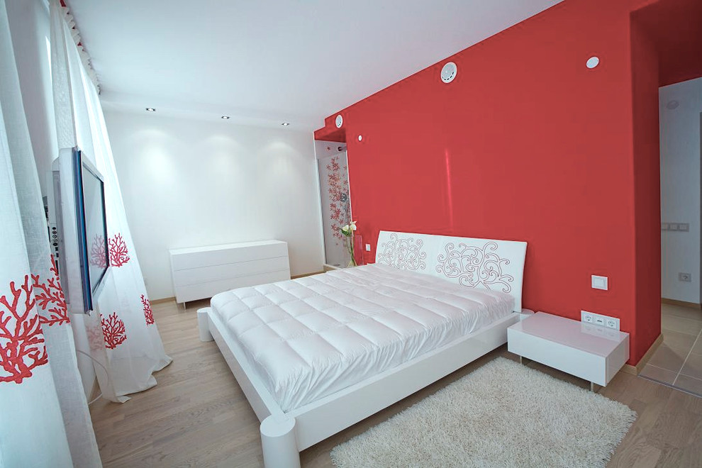 Трёхкомнатная из четырёхкомнатной.