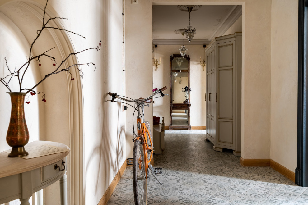 Боровая. Квартира режиссера.