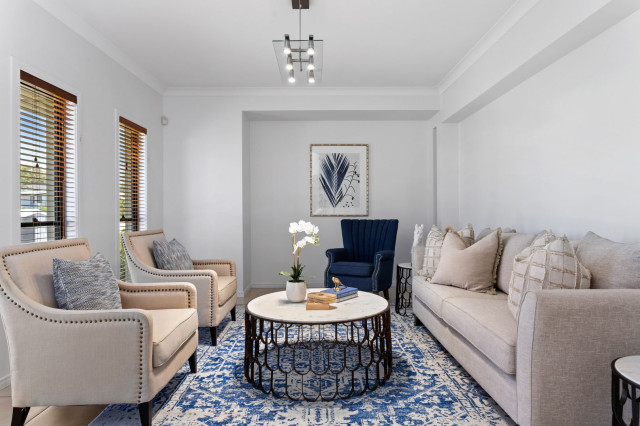 Reedy Creek Home contemporary-living-room