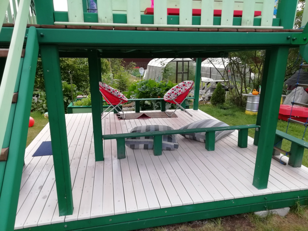 Терраса к детскому домику