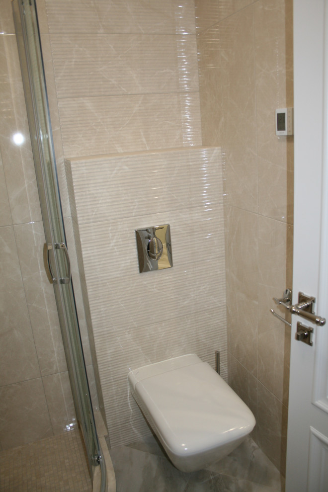 Белая неоклассика с оттенком морской волны