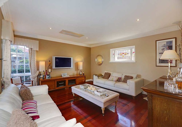 Mt Lawley lantlig-vardagsrum