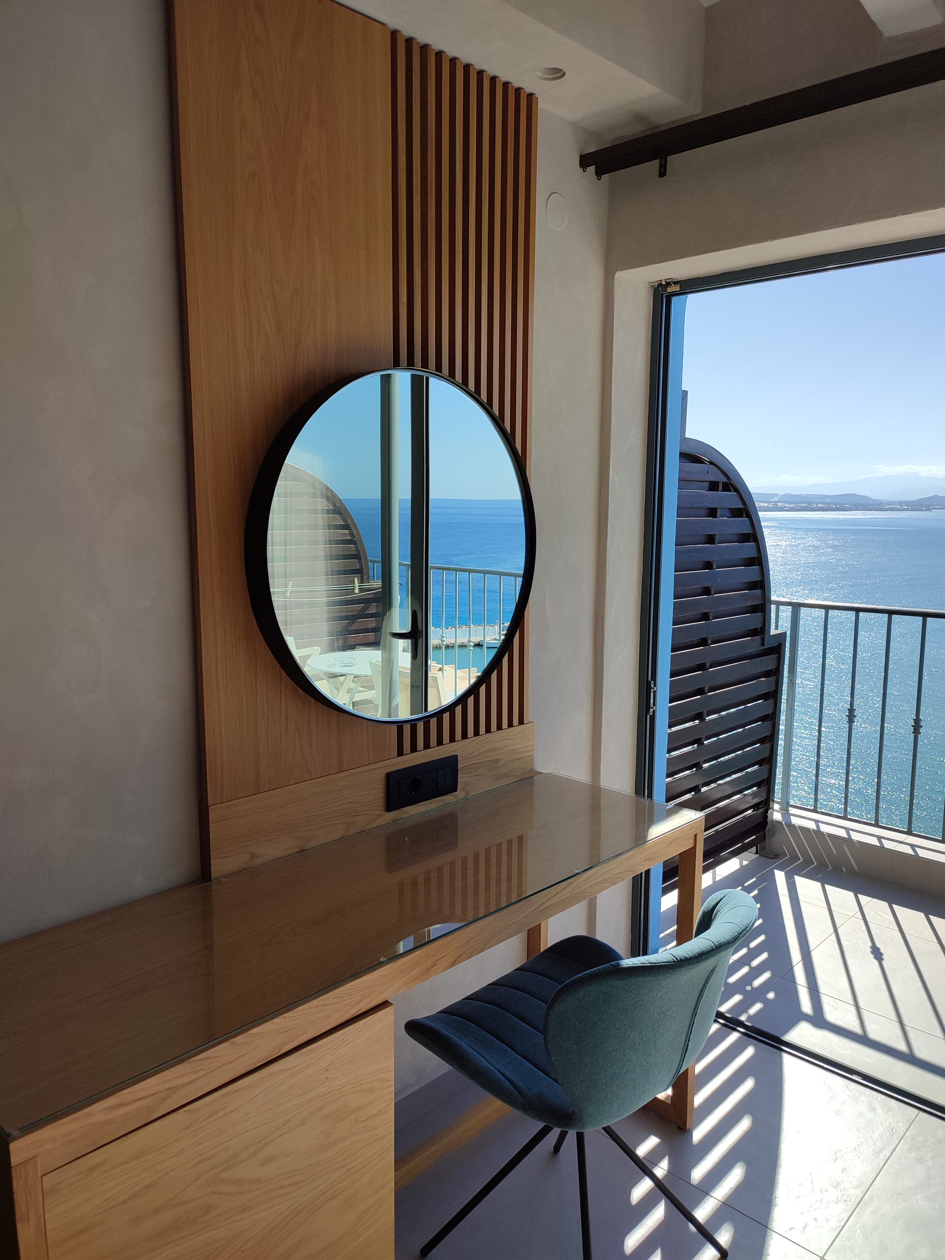 Le Muy - Bureau sur-mesure en bois