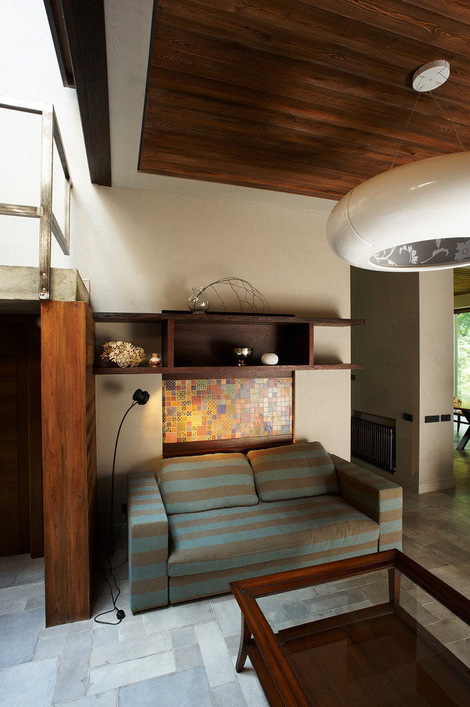 Дом на склоне