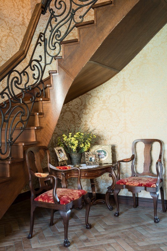 Дом с антиквариатом