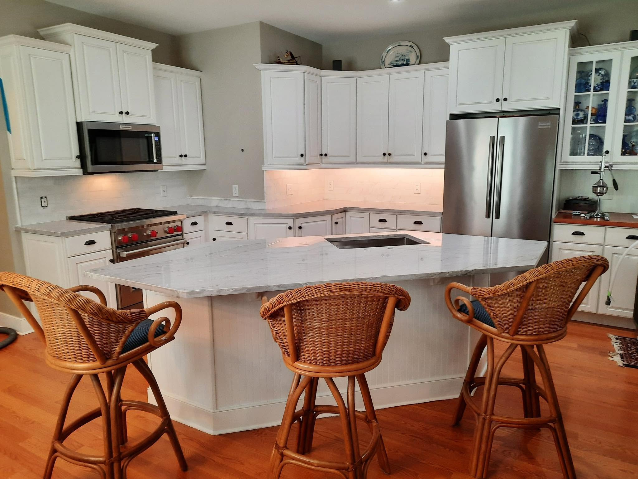 Quartzite tops retro