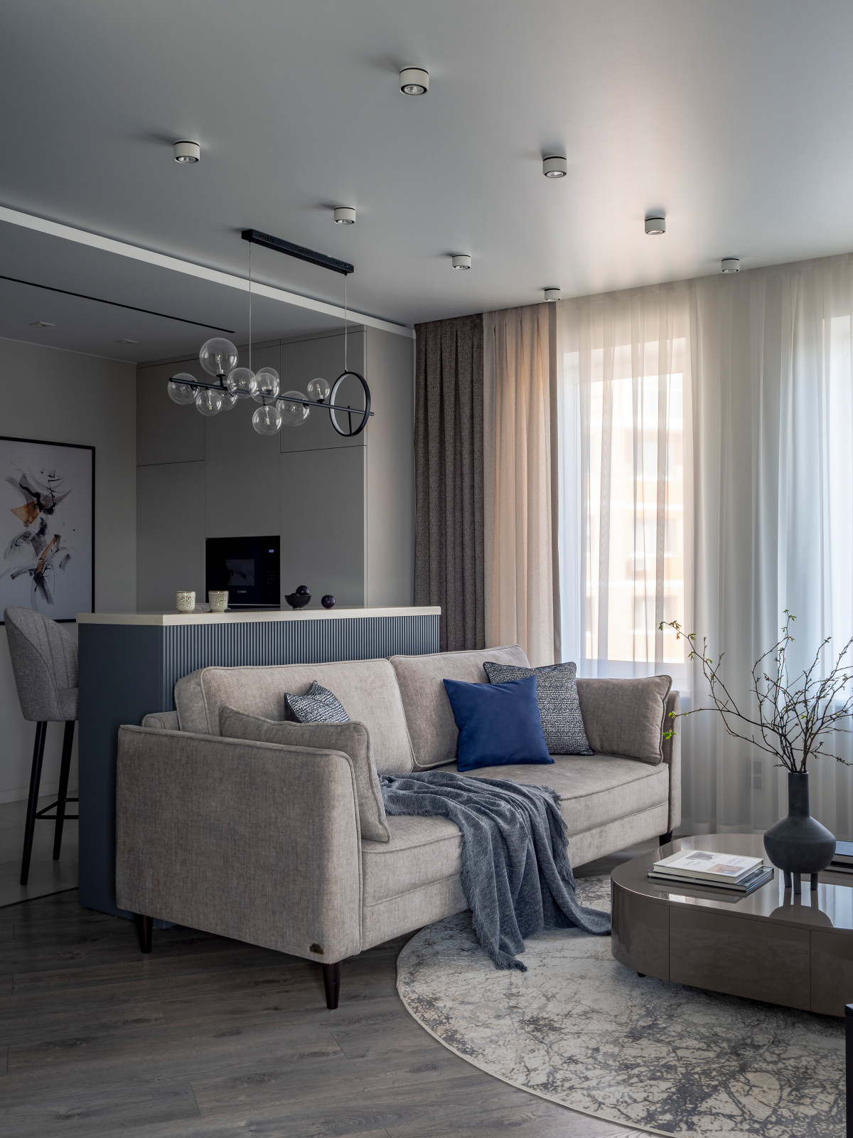 Серо-бежевый минимализм в ЖК Пушкин