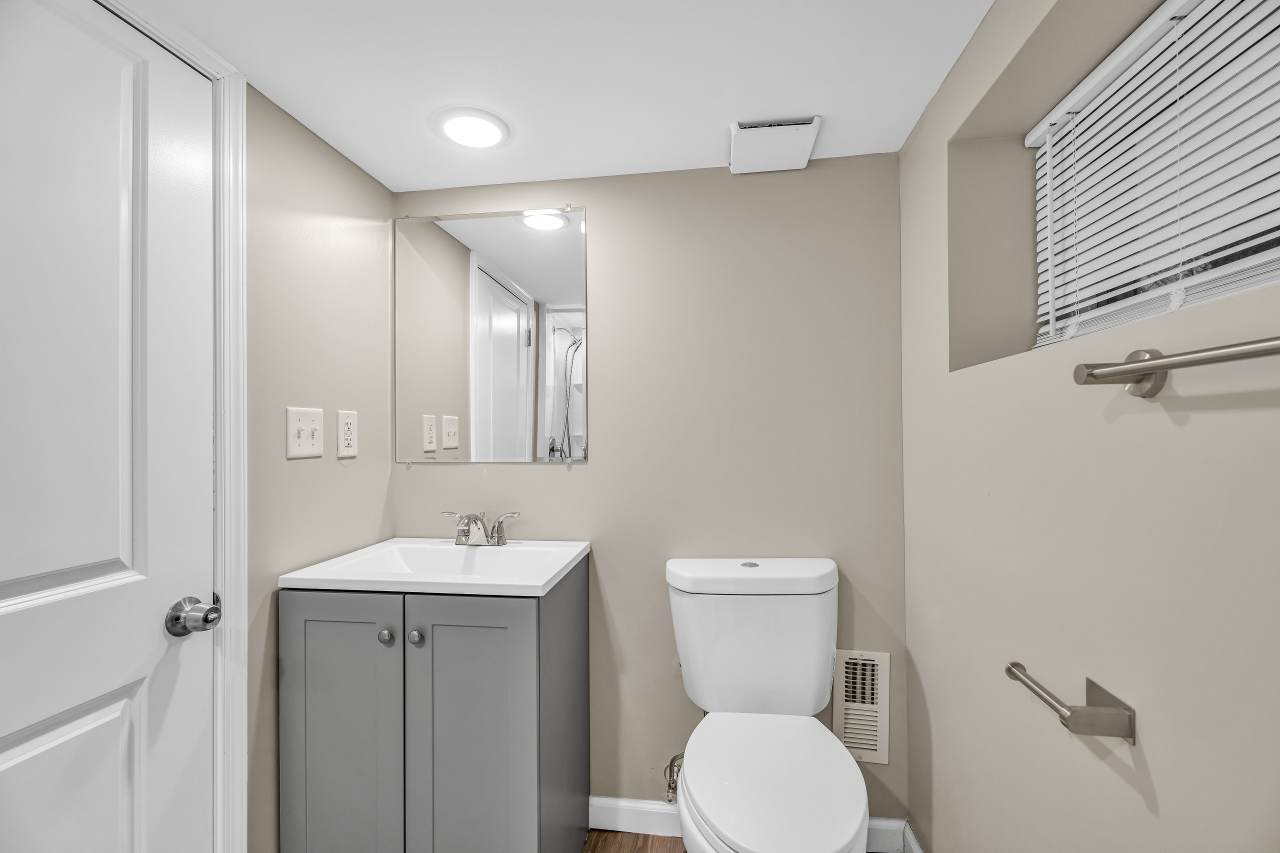 Triplex Conversion – Basement Bathroom