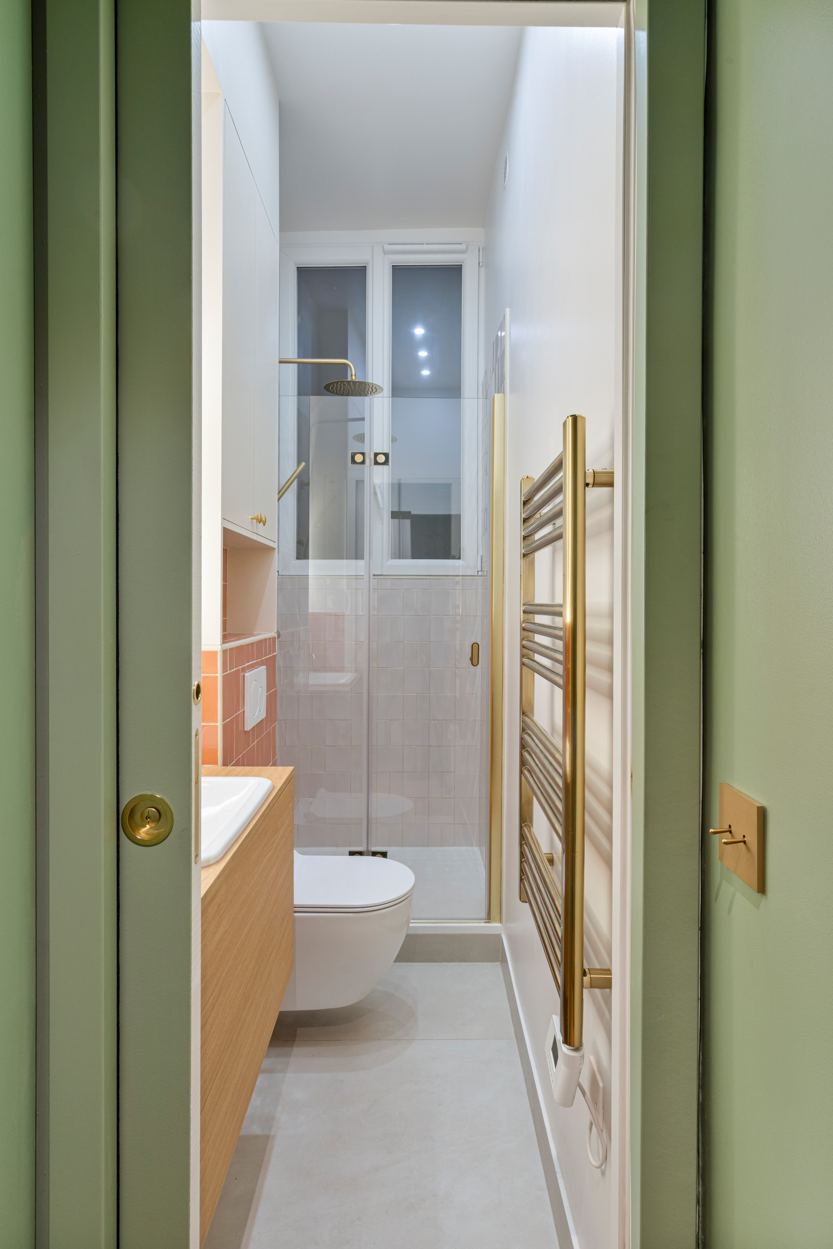 30m² dans le 7ème : l'art de repousser les murs