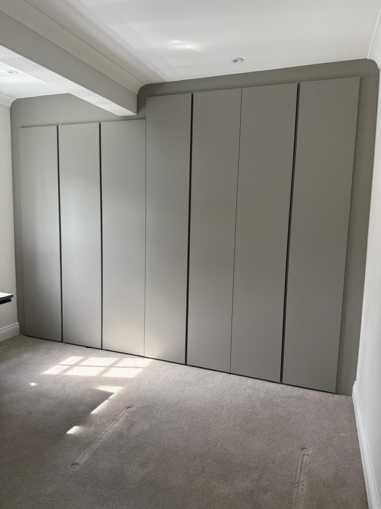 Gerrards Cross Wardrobe Project