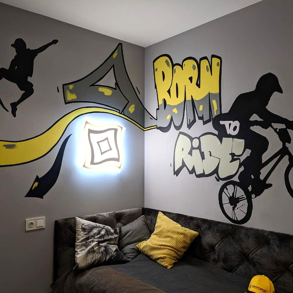 Граффити в комнате подростка