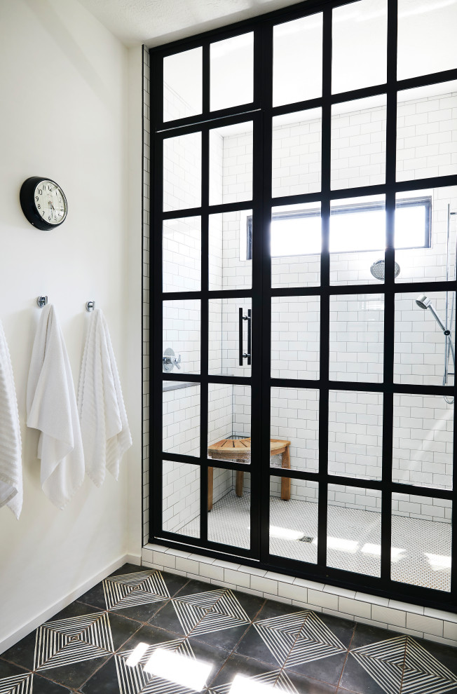 Home design - transitional home design idea