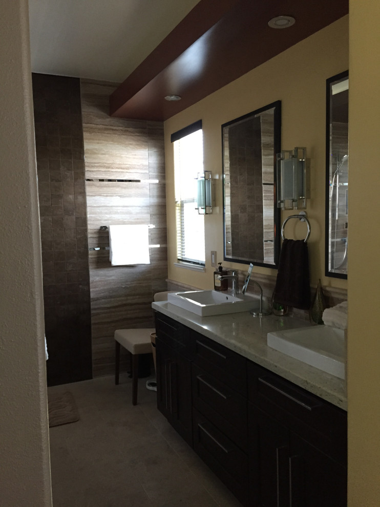 Home design - transitional home design idea