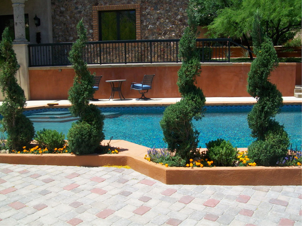 Example of a mountain style pool design in Phoenix