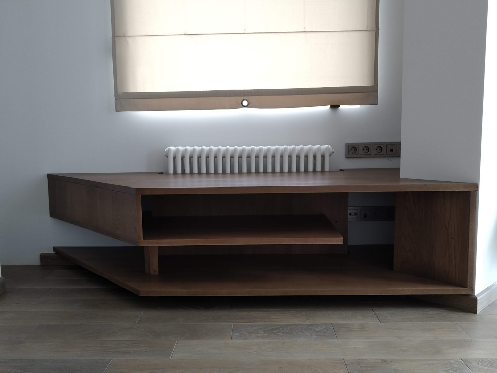 Тумба для телевизора и музыкальной техники