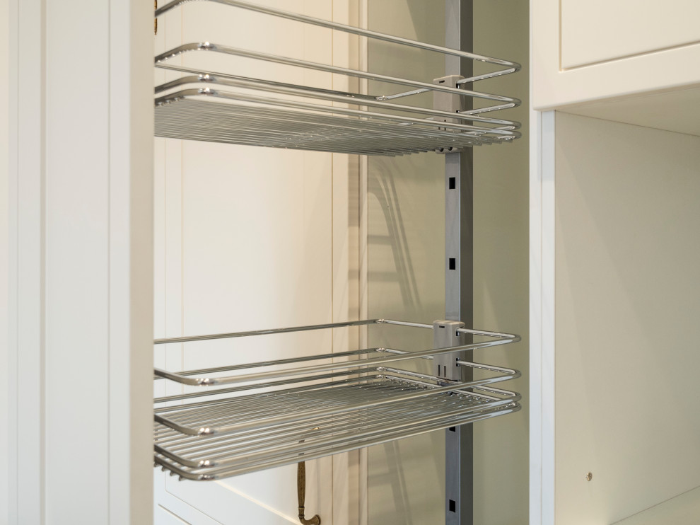 Элегантная кухня в неоклассическом стиле