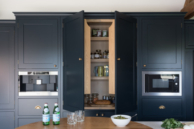 COTSWOLD transitional-kitchen