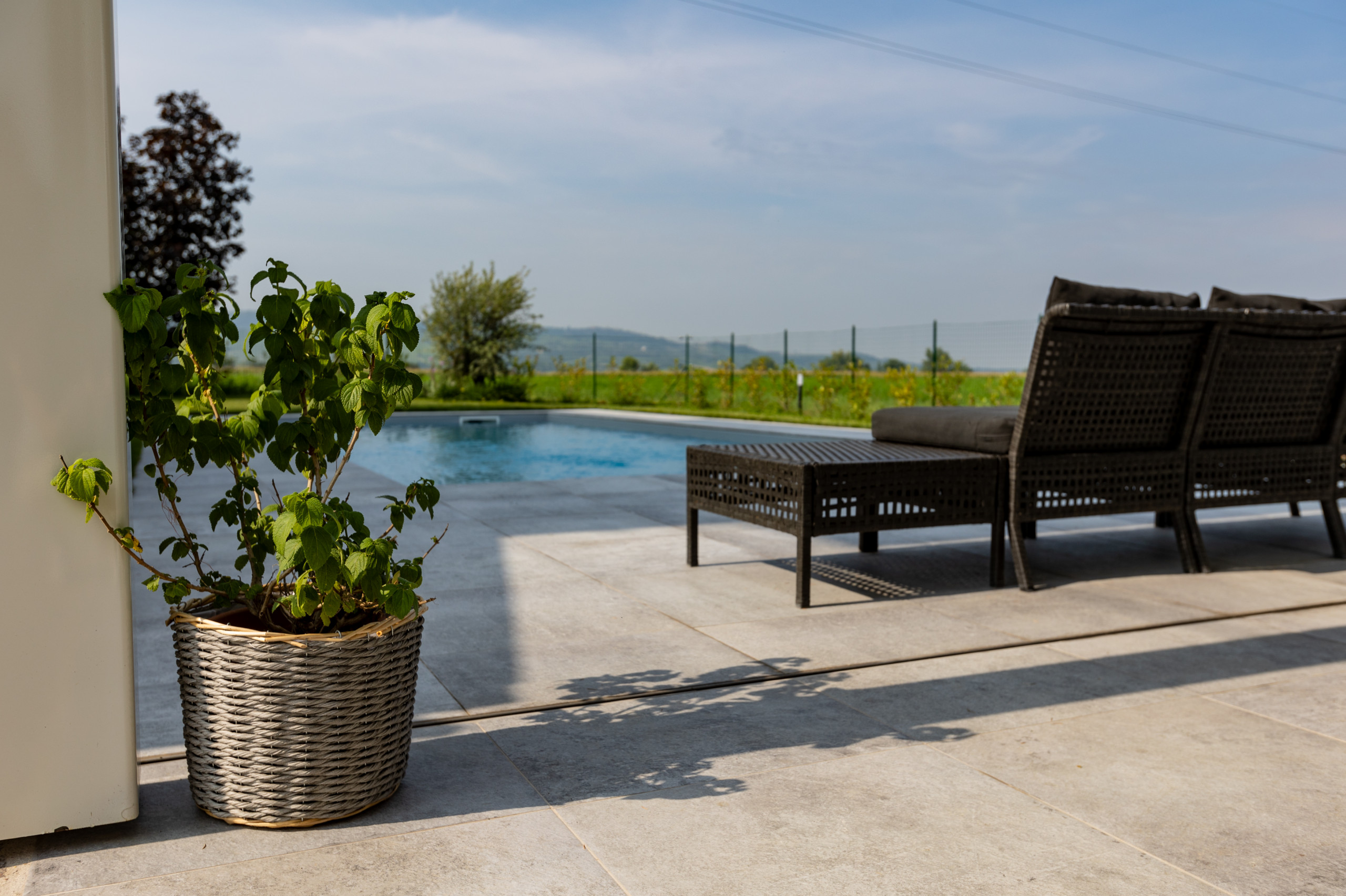 Villa SM | Realizzazione nuova piscina esterna con portico