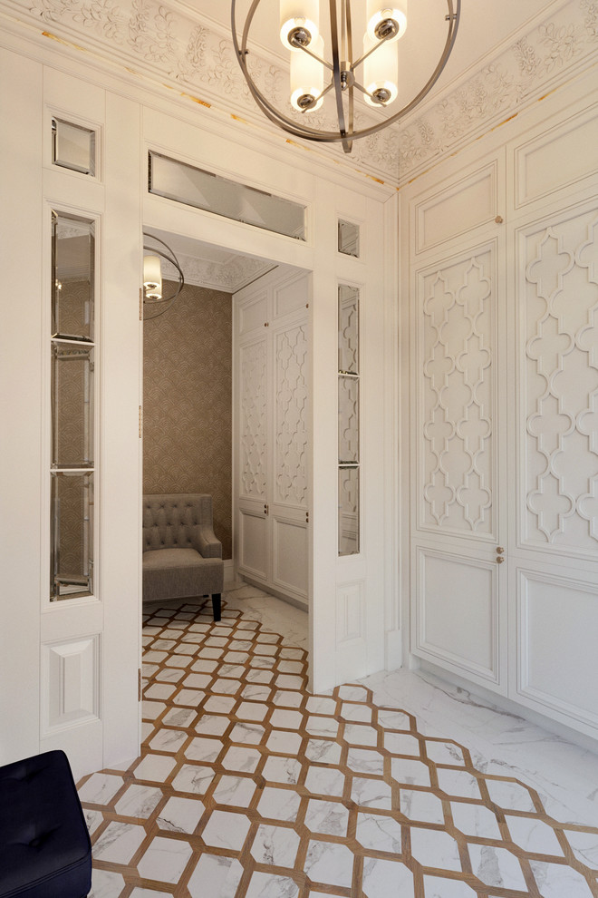 Входной холл