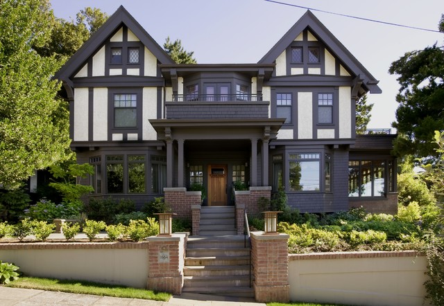 Capitol Hill Renovation - Craftsman - Exterior - Seattle - by Laurie