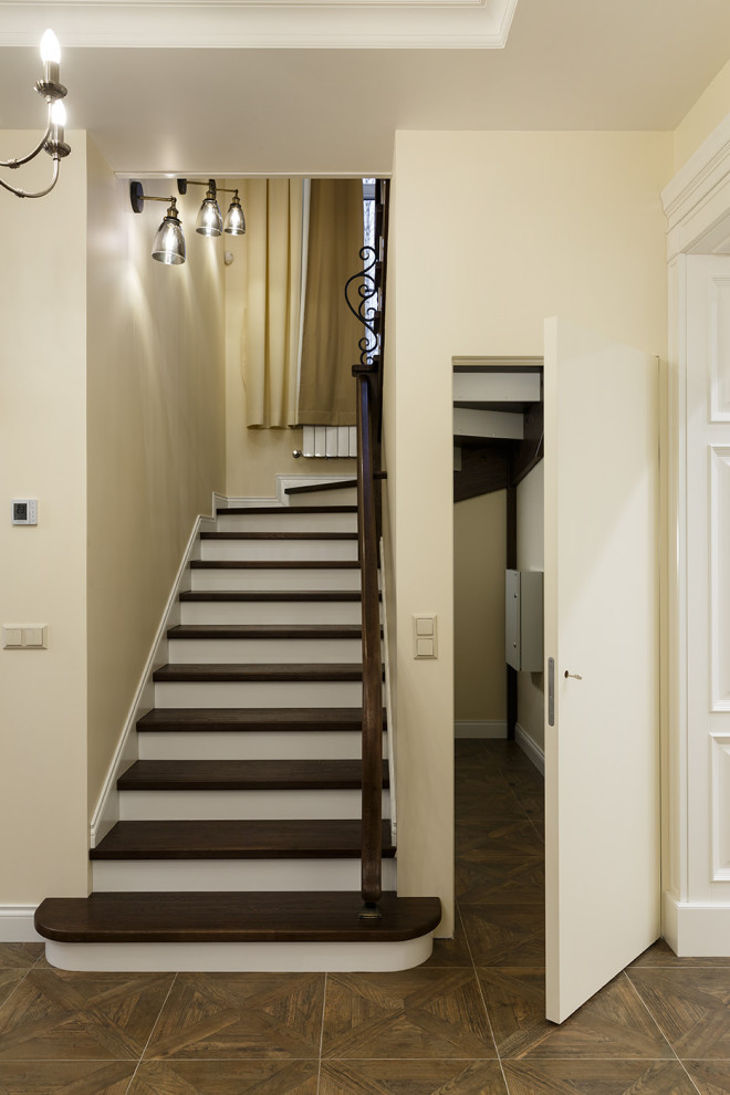 Дом с мастерской