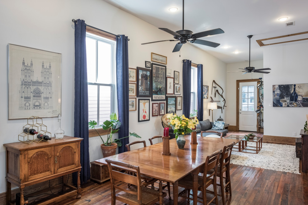 Example of an eclectic dining room design in New Orleans