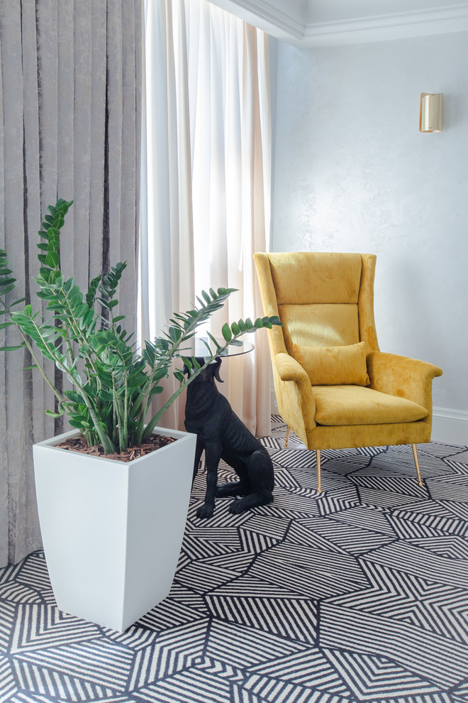 В графском парке музыка играет