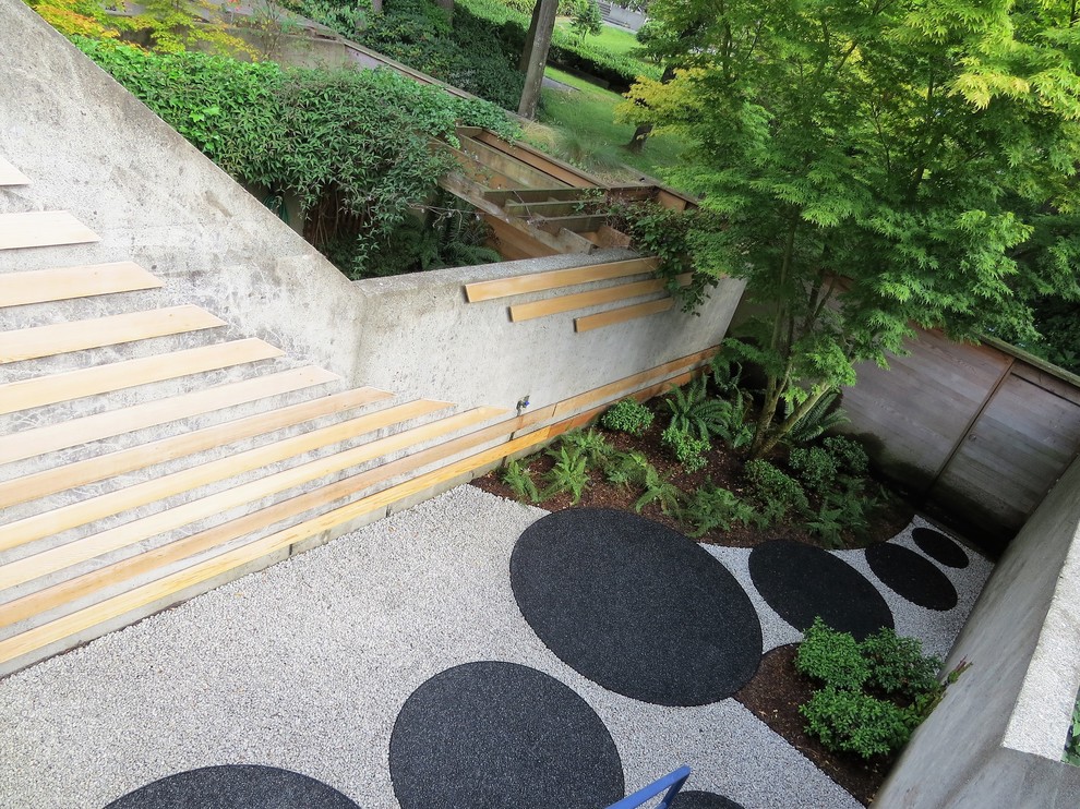 Inspiration for a contemporary home design remodel