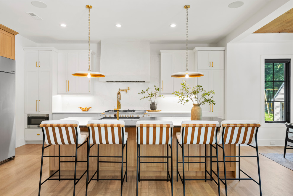 Inspiration for a transitional kitchen remodel in DC Metro