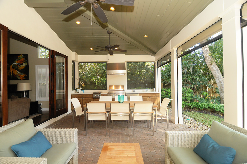 This is an example of a traditional verandah in Orlando.