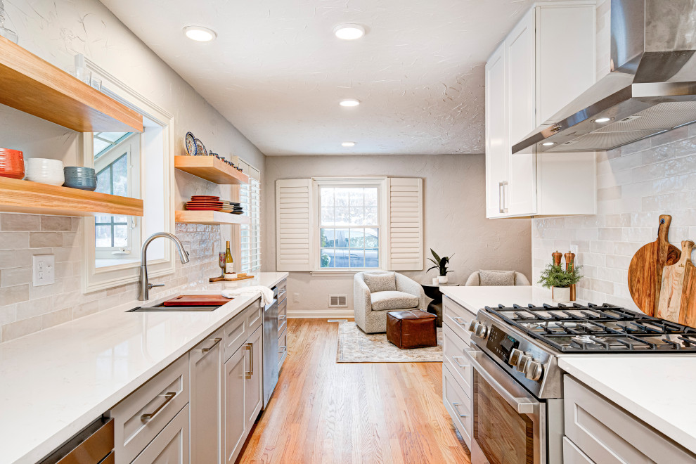Inspiration for a transitional kitchen remodel in Indianapolis