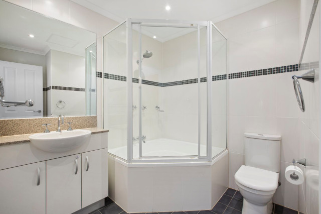 Bathroom klassisk-badrum