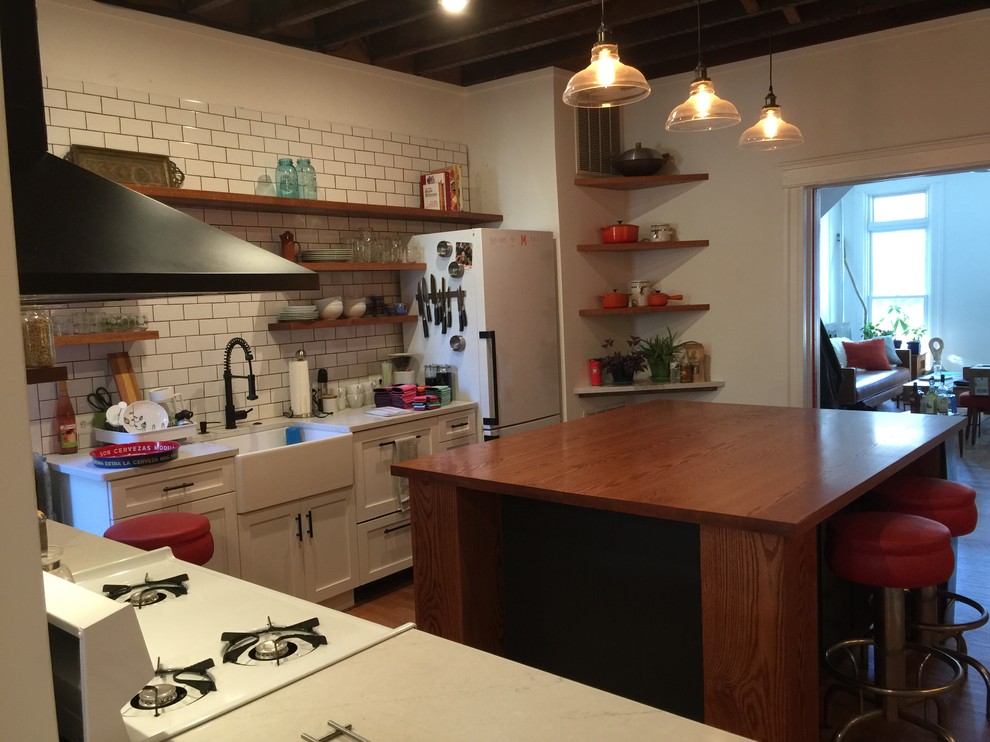 Transitional home design photo in Baltimore