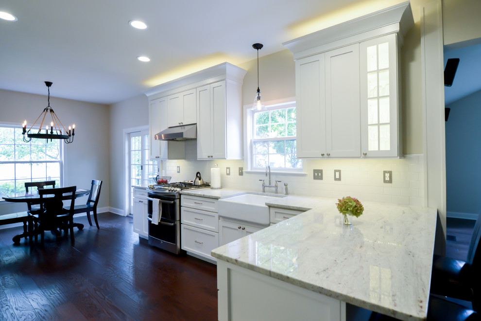 Example of a transitional home design design in Philadelphia