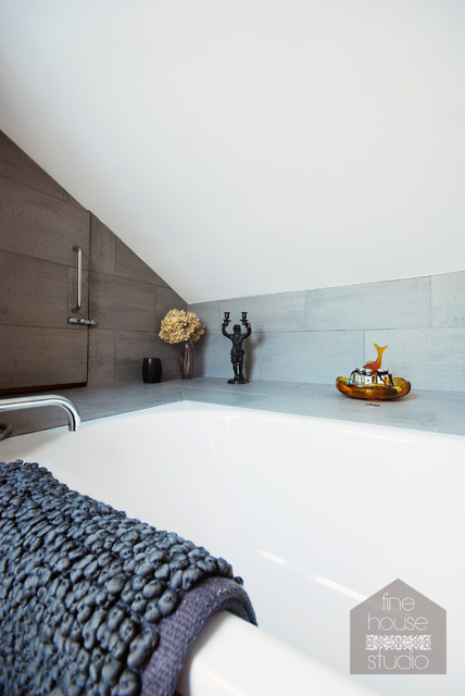 Bathrooms contemporary-bathroom