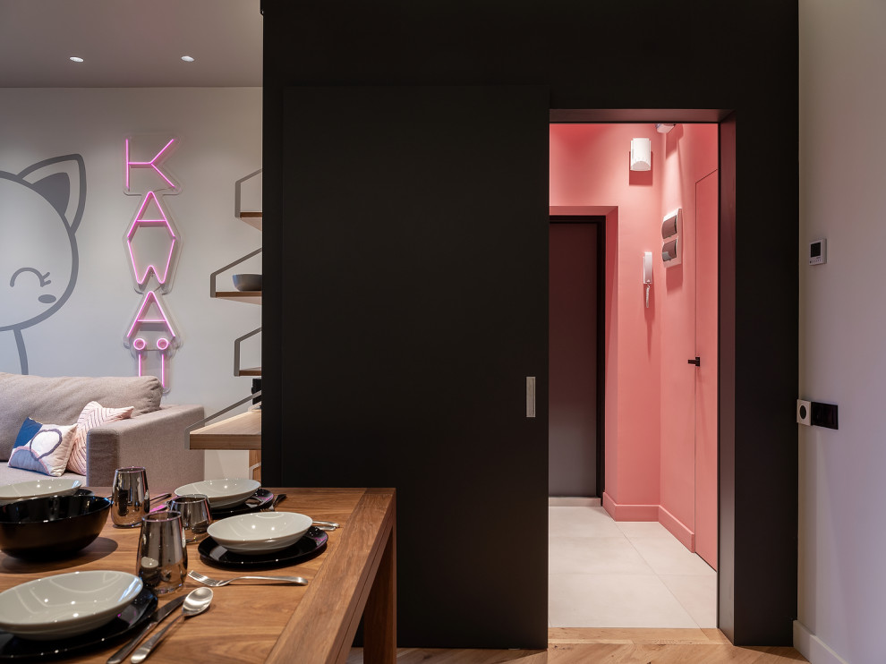 Встроенная вытяжка Konigin Flatbox Black 60 в ТВ проекте.