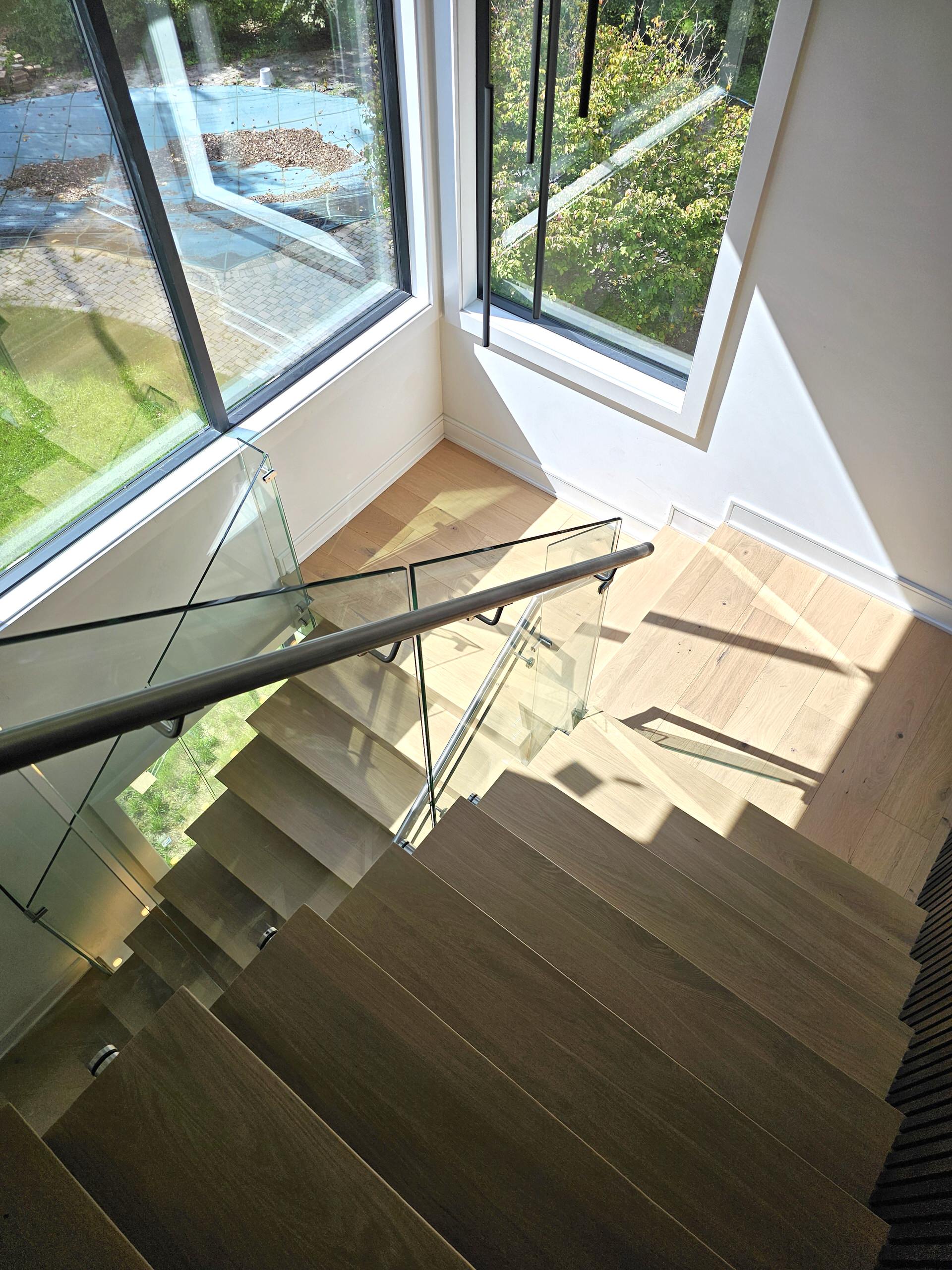 129_White Oak Slanted Riser Modern Stair, Mclean, VA 22102