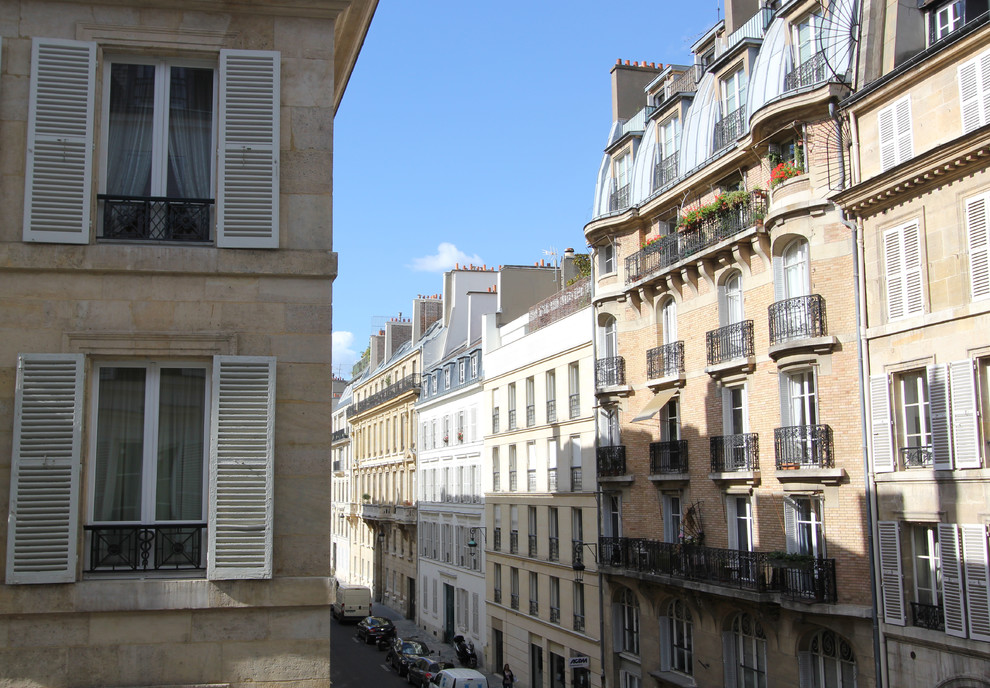 This is an example of a traditional exterior in Paris.