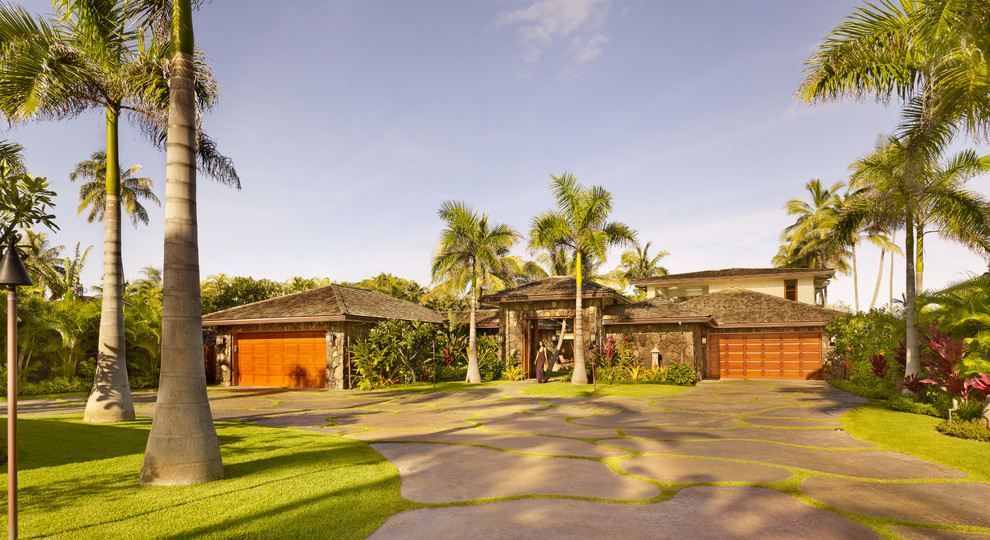 Example of an island style shed design in Hawaii