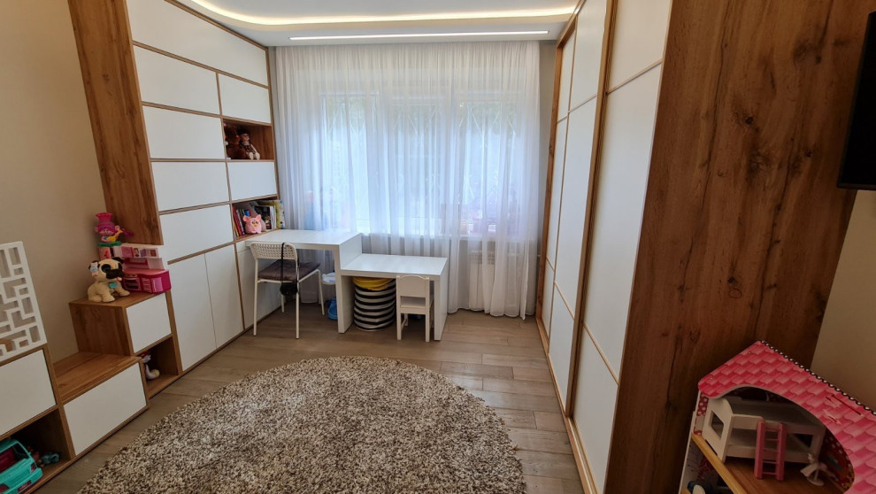 65 квадратов счастья.