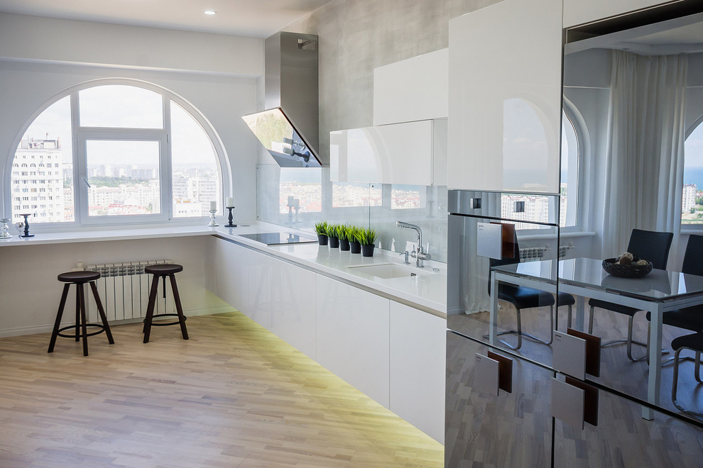 Монохромная кухня