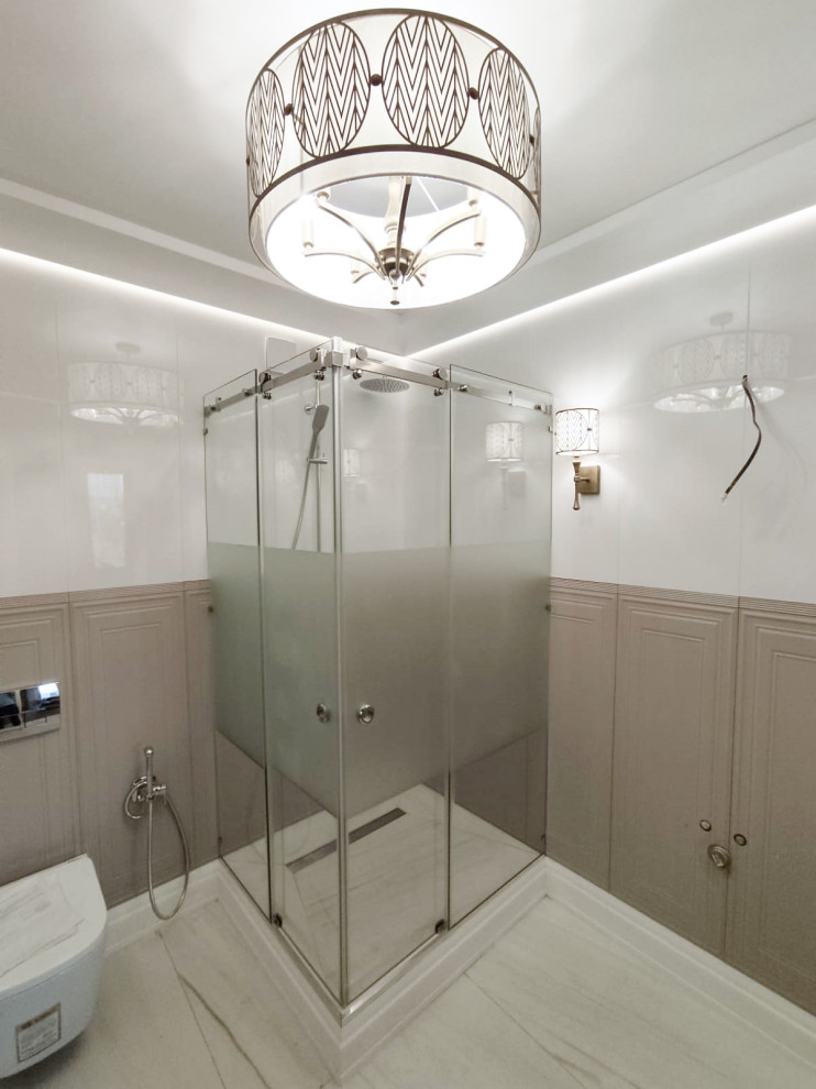 Душевое ограждение с двумя откатными дверями