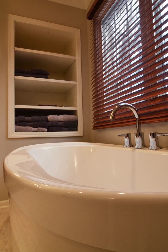 Bathroom - transitional bathroom idea