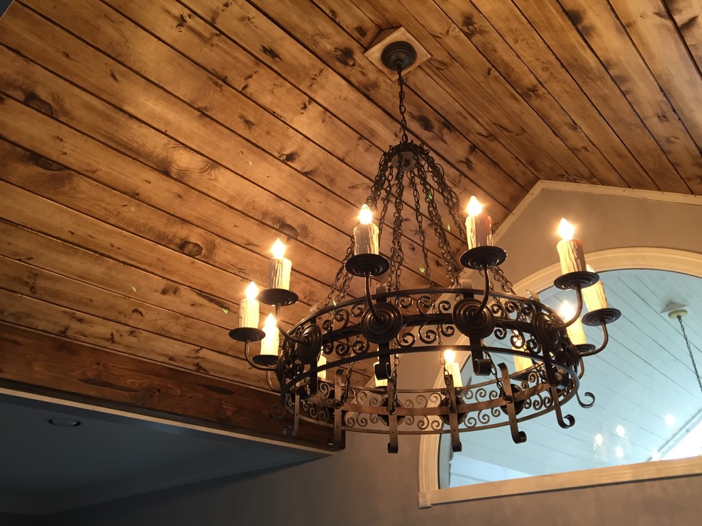 Entryway - rustic entryway idea
