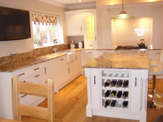 Mr & Mrs L traditional-kitchen